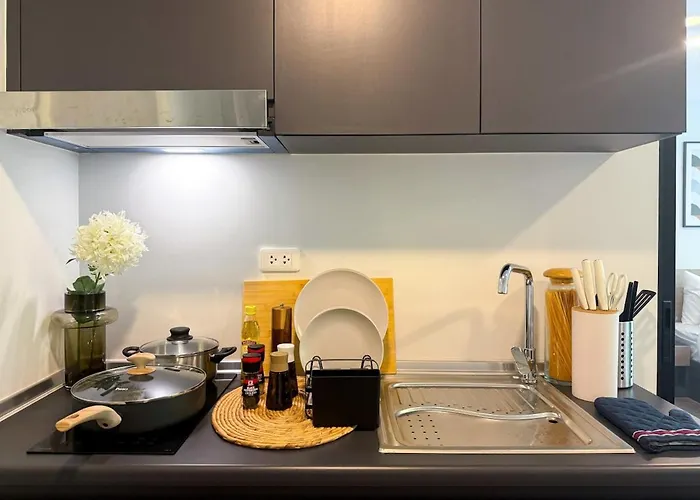 Serene Tropical 1br - Ultra Fast Wifi - Sathorn Apartment *
