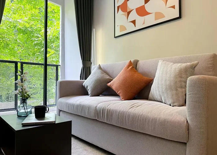 Serene Tropical 1br - Ultra Fast Wifi - Sathorn Apartment *