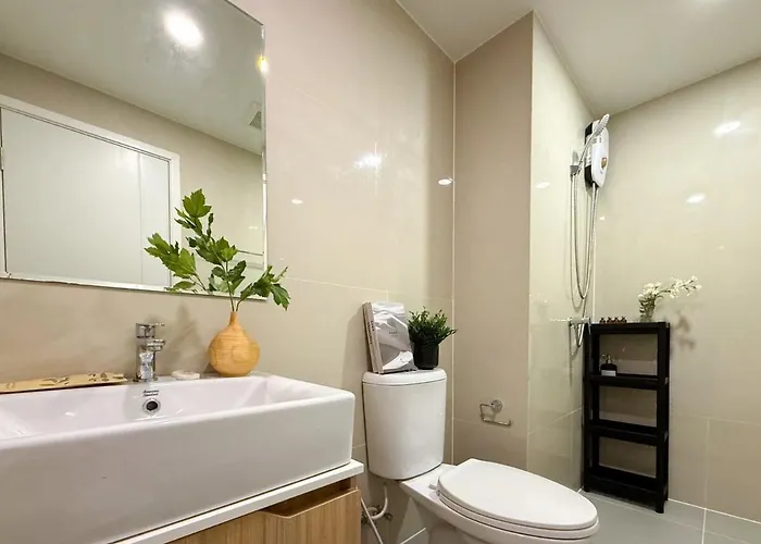 Apartment Serene Tropical 1br - Ultra Fast Wifi - Sathorn Bangkok