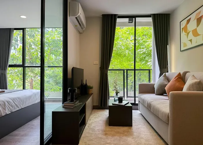 Serene Tropical 1br - Ultra Fast Wifi - Sathorn Apartment Bangkok