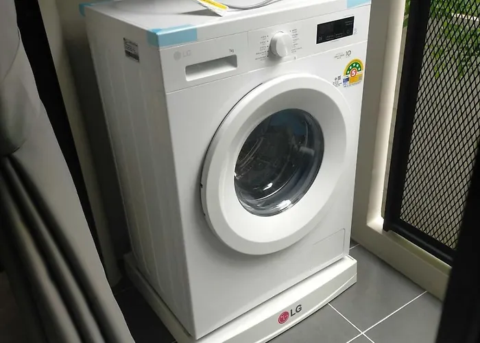 Serene Tropical 1br - Ultra Fast Wifi - Sathorn Bangkok
